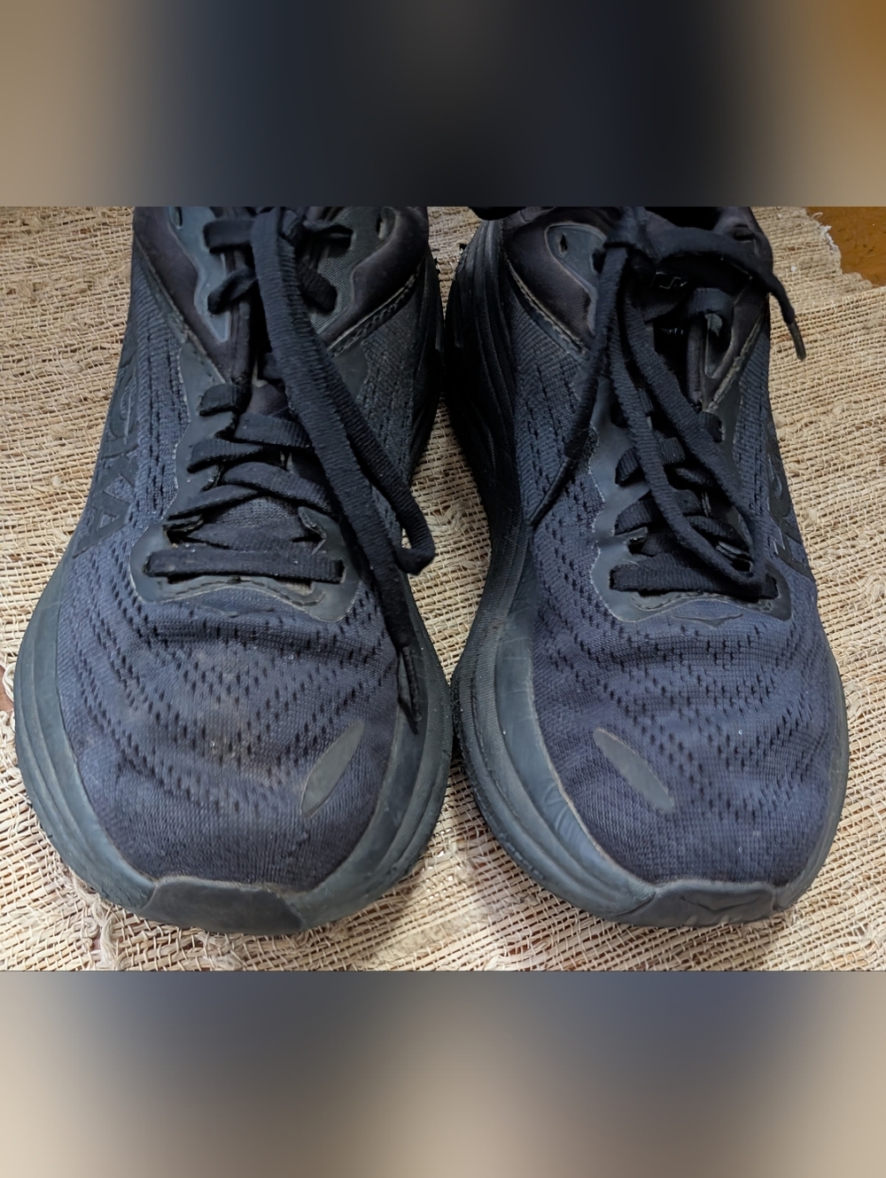 Hoka One One Bondi 8 in black size 7 - Picture 3 of 5